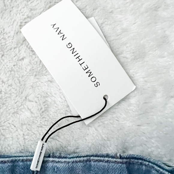 NWT- SOMETHING NAVY Sydney Side Tie Washed Indigo Jeans - Picture 10 of 15